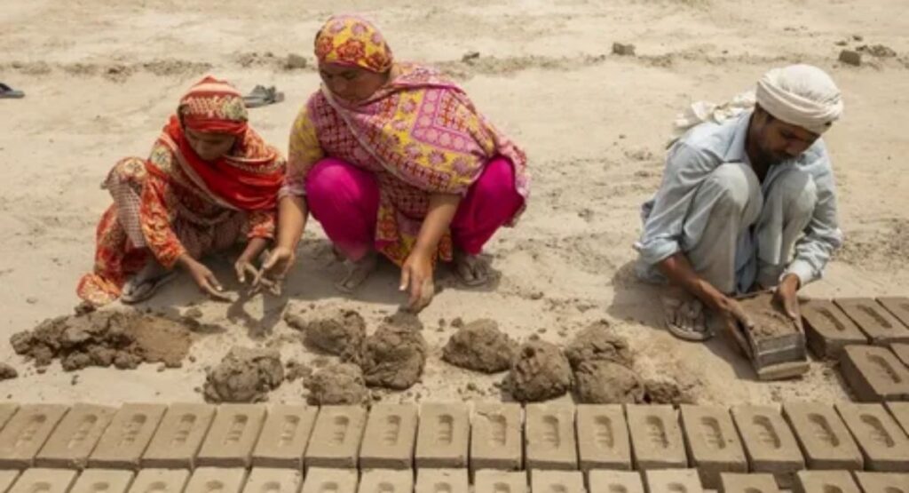 Brick Kiln Slavery in Pakistan